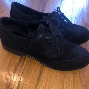 Black Oxfords 👞